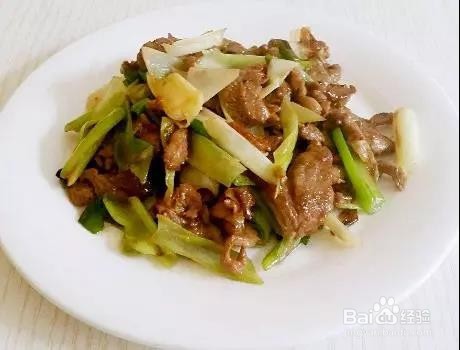 葱爆羊肉的做法,羊肉鲜嫩无膻味