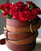 教你用废旧皮带diy个性的老式的书籍捆绑带