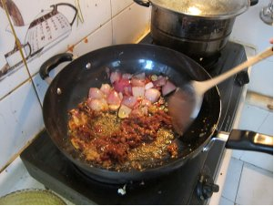 牛肉炒饭的做法