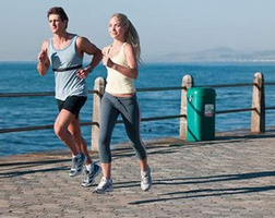 夏天到了用有效的方法去减肥 才能事半功倍