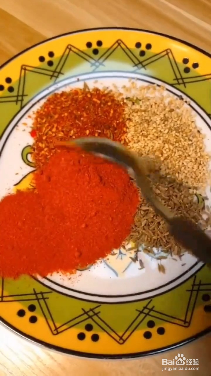 如何制作好吃的烧烤鸡翅