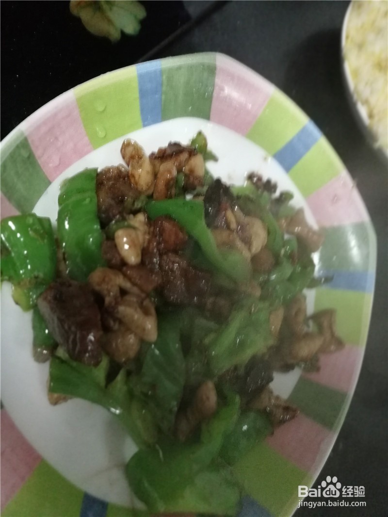 肥肠炒青辣椒