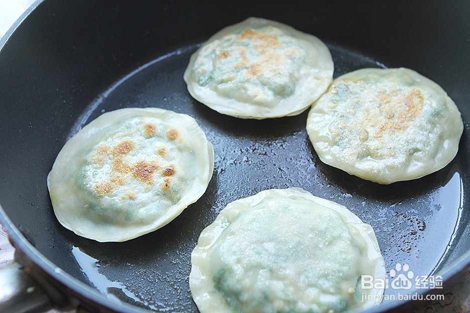 家常饺子皮千层肉饼