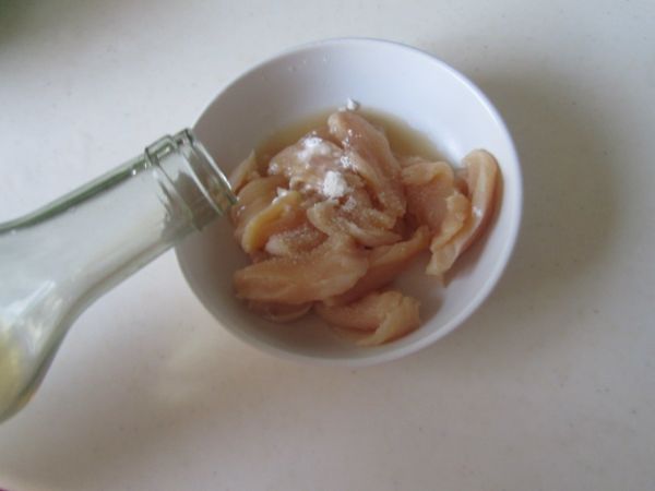 香菠凉瓜炒鸡片