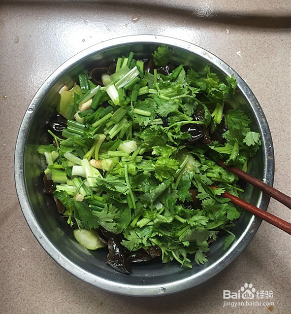 黄瓜拌黑木耳的做法
