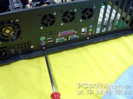 轻松组装20硬盘海量存储服务器：[1]