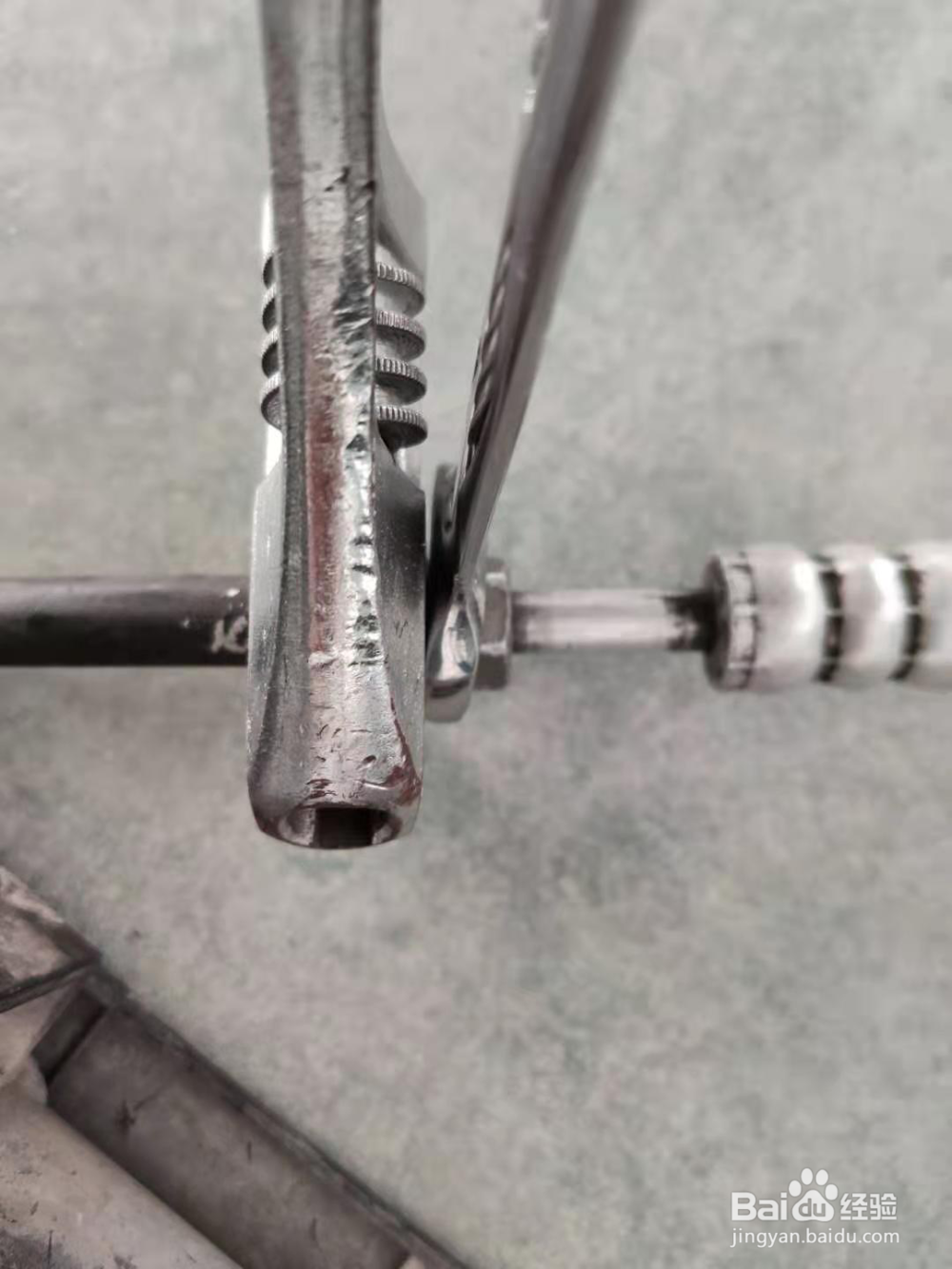 汽车空调制冷系统管路是怎么连接的？