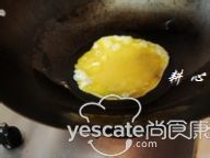 茶树菇炒鸭蛋的做法