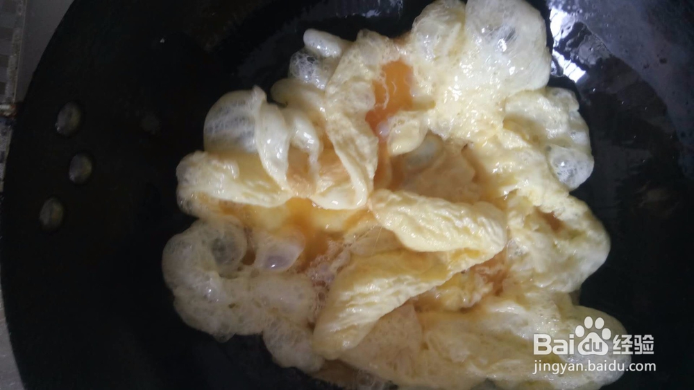 香椿炒鸡蛋家庭做法