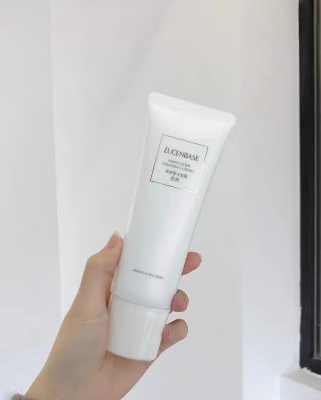 春季“懒虫油皮女孩”的百元内平价洁面分享