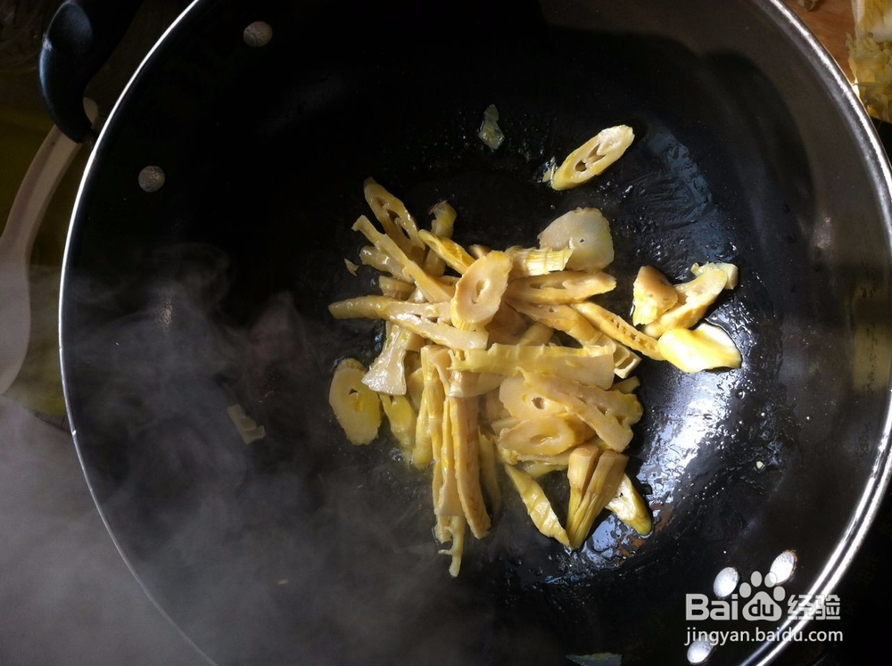 排骨炖竹笋怎么做