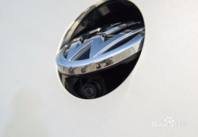 迈腾车后视摄像头如何安装