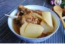 怎么做一道美味的虫草花萝卜老鸭汤？