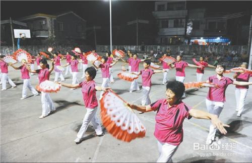 如何赞美老年舞蹈队