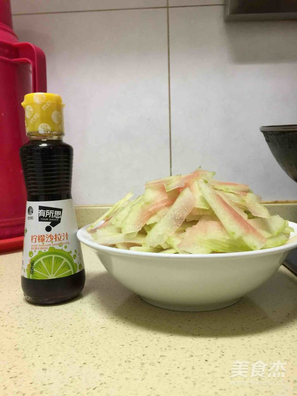 快手凉拌西瓜皮