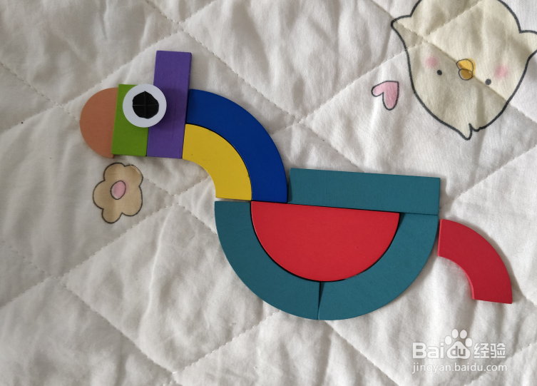 用幼儿积木怎么拼一件玩具摇马