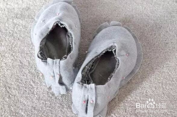 几个步骤就能让旧毛衣变为家居鞋