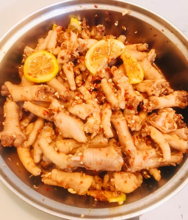 柠檬蒜香味爽口鸡爪