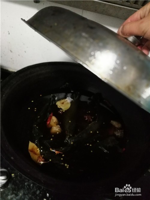 扇贝炖煮海带