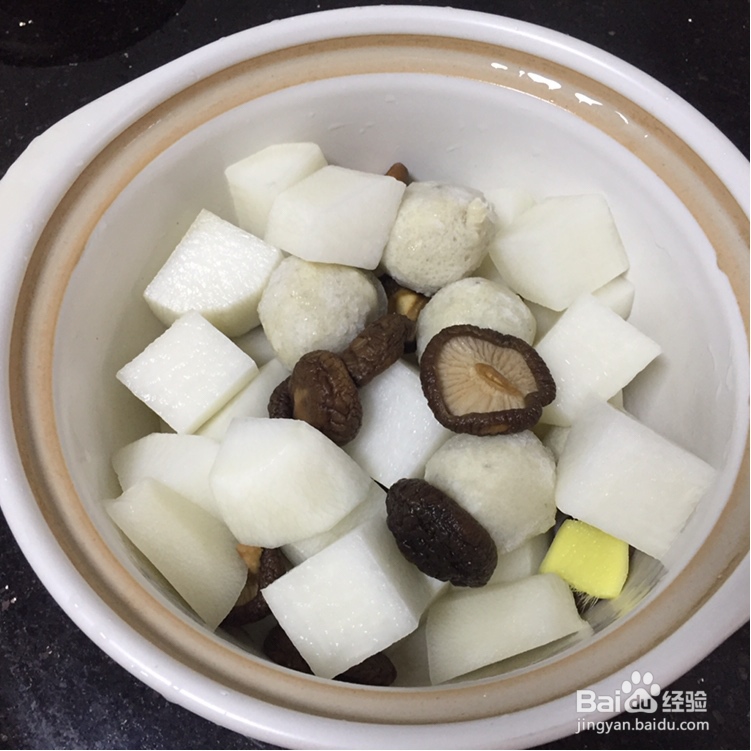 吃不胖的鱼丸萝卜煲