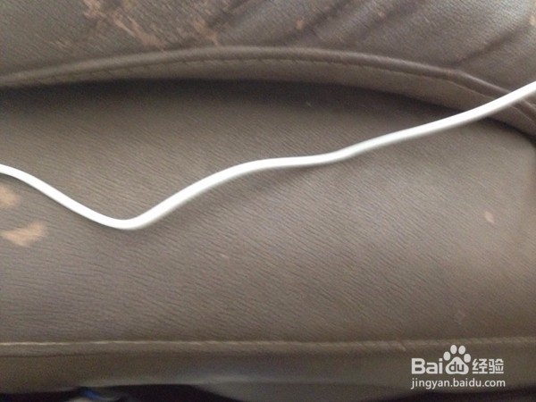 出门旅行数据充电线怎么整理