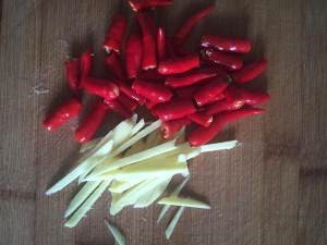 香辣烧鸡爪的美味做法