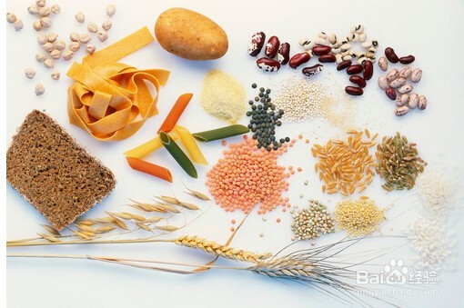 糖等于碳水化物吗？新生宝宝用不用喂糖水？