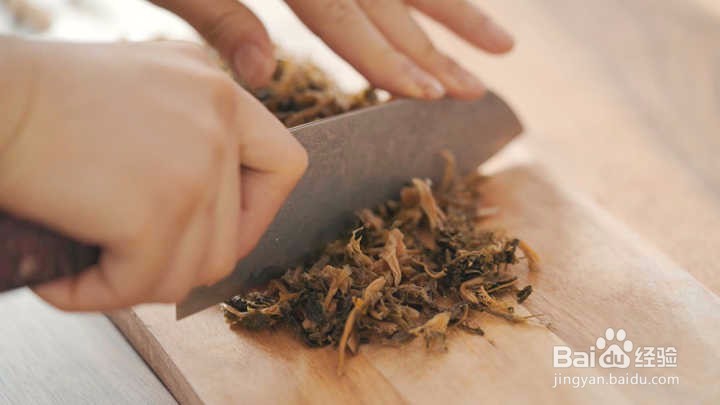 梅菜扣肉的操作方法