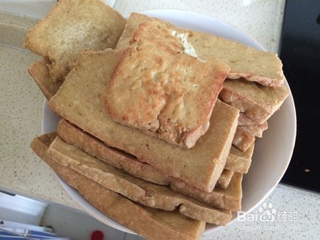 愚人家常菜之"炸豆腐干"
