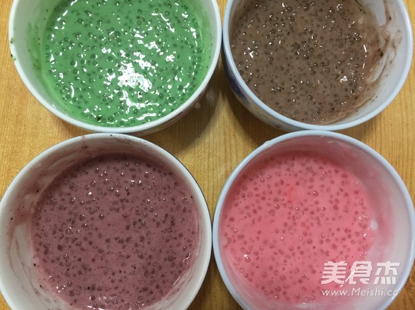 炫彩西米粽的做法