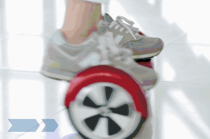 电动平衡车如何驾驶?智能平衡车操作使用教程