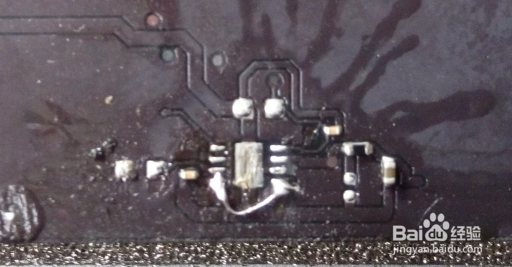 苹果A1466笔记本不开机维修