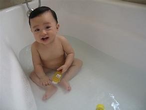 夏天到了 哪些时间千万不能洗澡?勤洗澡好吗?