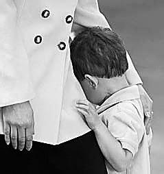 父母的不当行为会引起孩子的不良行为