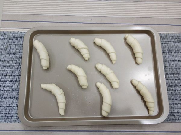 日式盐面包(解密外脆里软)