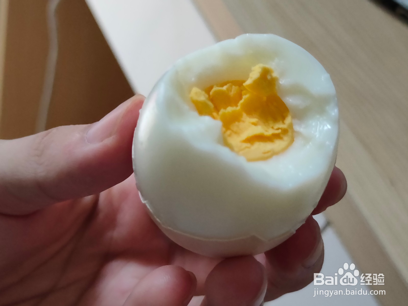 <b>水煮鸡蛋要怎么做，怎么做出好吃的水煮鸡蛋</b>