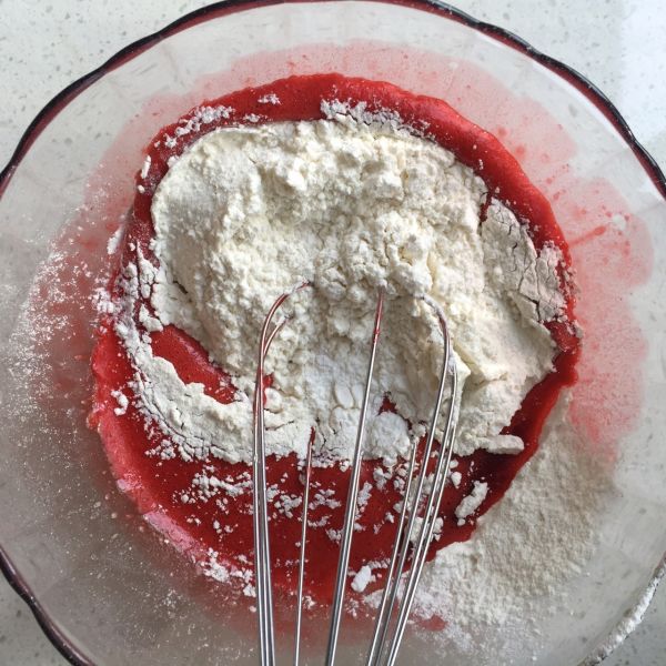 红丝绒大米玛德琳