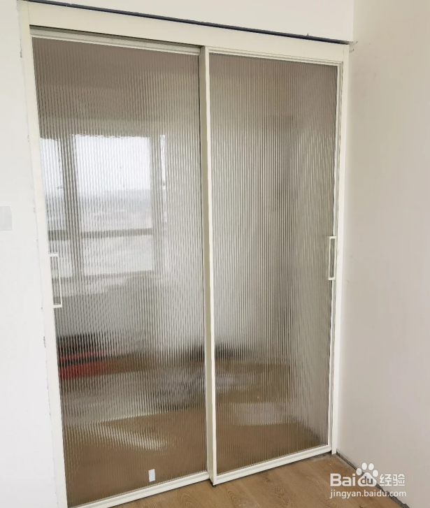 铝合金推拉门的玻璃如何选择呢?