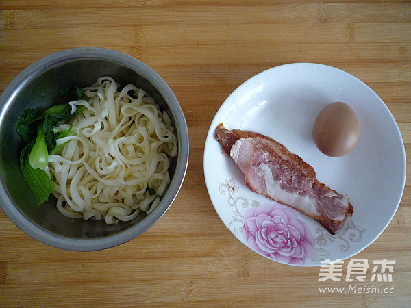 培根鸡蛋煎面