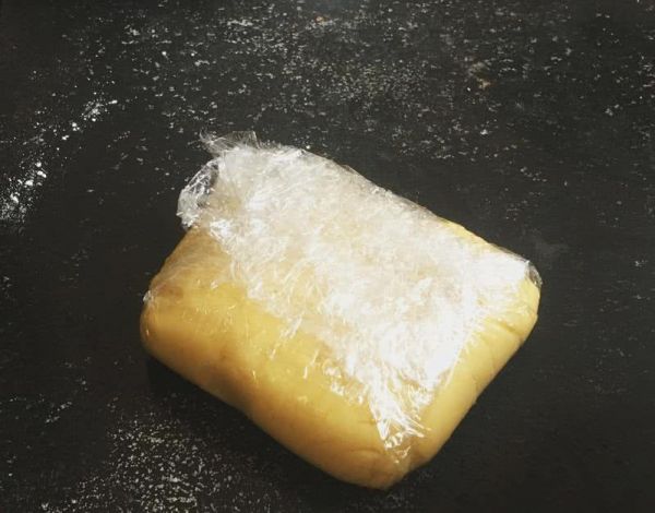 宝宝米粉纽扣饼干