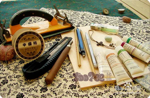 如何在木板上绘画,手绘木卡片的制作过程