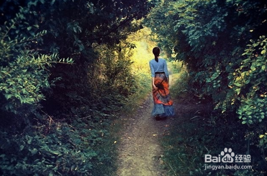 遇到暴露狂，女生该如何应对