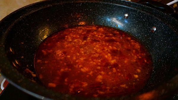 香辣酱汁焖豆腐