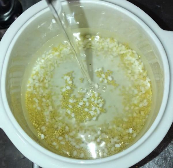 南瓜小米养生粥