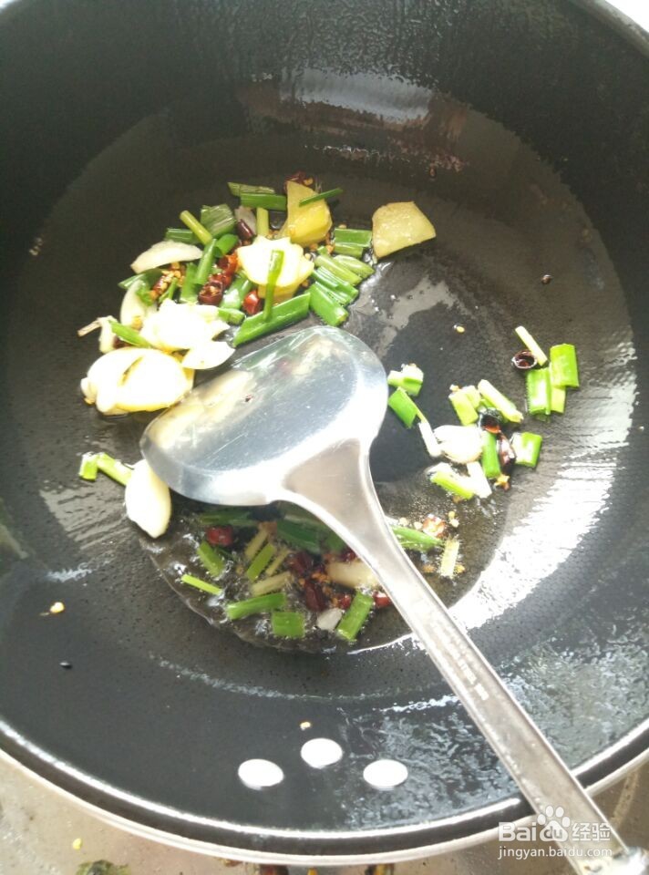 酸辣土豆丝的家常做法、、