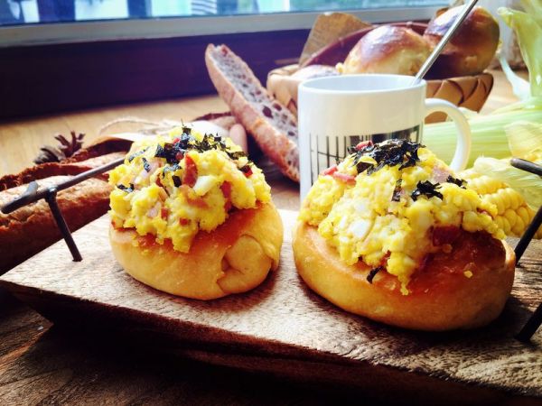 橄榄菜火腿面包