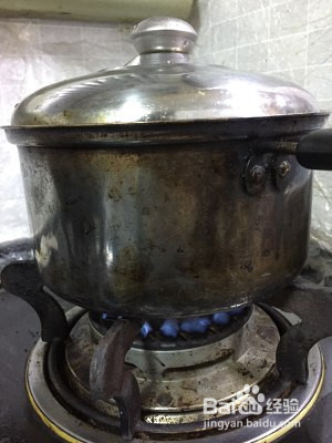 荠菜花煮鸡蛋儿童版