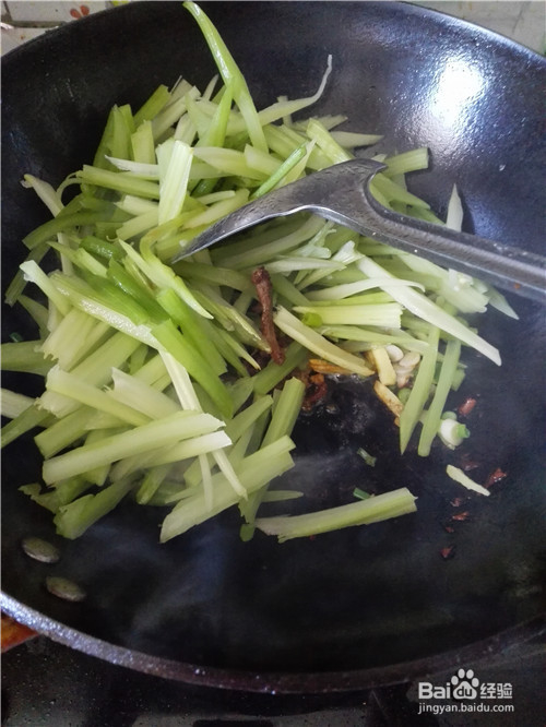 芹菜炒肉这样炒做好吃