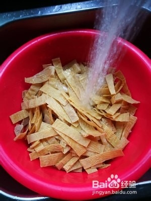 自制安心辣条的做法