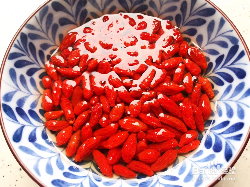 做出入味的姬松茸茶树菇鸡汤